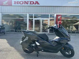 honda pcx 125