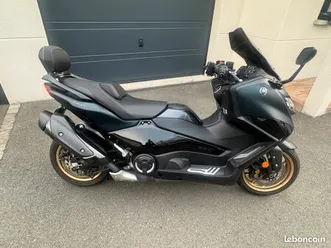 yamaha t-max 560 dark petrol