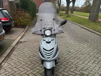piaggio zip snorfiets - betrouwbaar en goed onderhouden! — scooters | piaggio — marktplaats