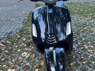vespa gts 125