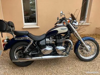 moto triumph america