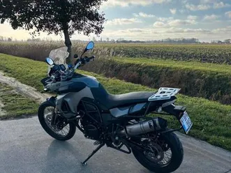 ② bmw f800gs - €5500 - 2009