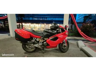 ducati st4 avec valises et top case