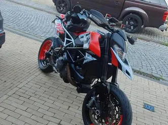 ② ducati hypermotard 950 rve