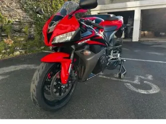 cbr 600 rr 2007 état neuf origine