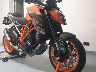 super duke r