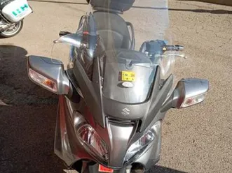 suzuki - burgman 650 executive