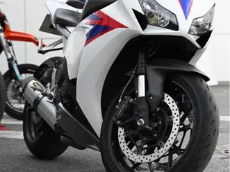 cbr 1000 rr fireblade anniversary