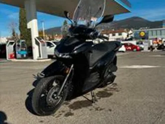 honda sh 350i - 10/2025 - 200km