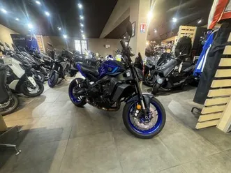 yamaha mt-09 y-amt 35 kw 2024 900 cm3 | moto roadster | 1 590 km | bleu | 94340 joinville le pont