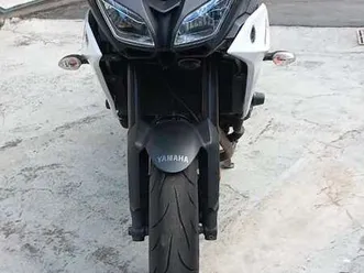 yamaha tracer 900 grigio