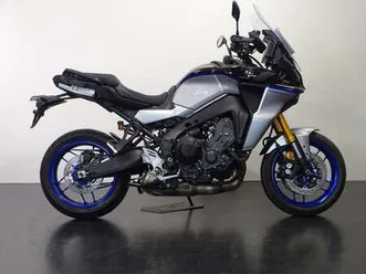 yamaha tracer 9 gt + zwart