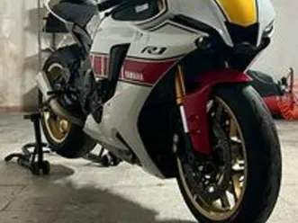 yamaha r1 60th anniversary