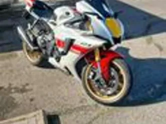 yamaha yzf r1 - 2023