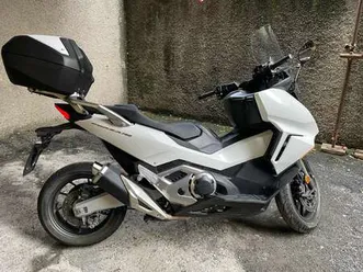 honda forza 750 urban bianco