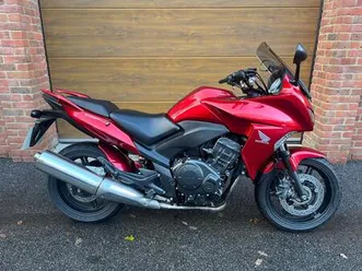 2010/60 honda cbf1000 fa-b abs with 15,300m in red