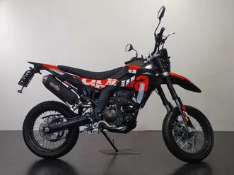 aprilia sx 125 zwart