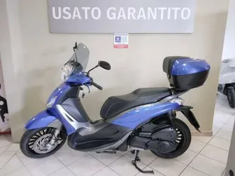vendo-piaggio-beverly-300-s-i-e-abs-asr-2016-20-usata-a-pontedera-codice-9892047