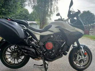 mv agusta turismo veloce 800 lusso scs bianco