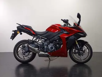 suzuki gsx s 1000gt rood