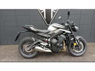 vendo triumph street triple 765 r (2023 - 25) usata a brescia (codice 9891878) - moto.it