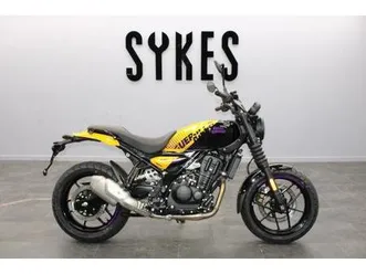 brand new royal enfield guerrilla 450 in yellow ribbon