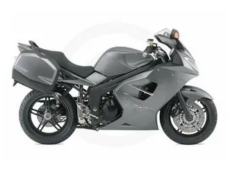 2009 triumph sprint st 1050