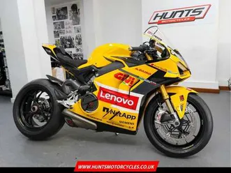 2024 ducati corse collectors’ limited edition panigale v4 bagnaia replica