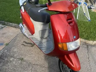 motor piaggio sfera 125