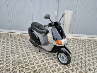 piaggio sfera 50 2t läuft mit papiere
