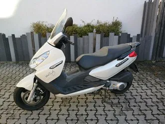 piaggio x7 300