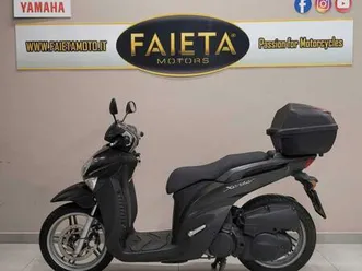 vendo yamaha xenter 150 (2015 - 17) usata a roma (codice 9892391) - moto.it