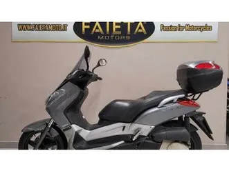 vendo yamaha x-max 250 (2007 - 09) usata a roma (codice 9892392) - moto.it