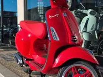 piaggio vespa 125 primavera red