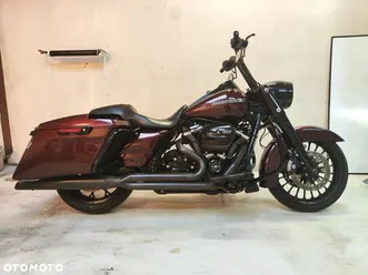 harley-davidson touring road king