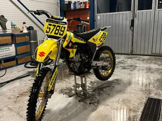 suzuki rmz-250