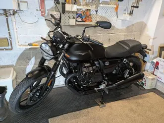 moto guzzi v7 853 stone roadster/retro petrol manual euro 5 (67 ps) 853 cc