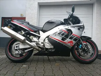 yamaha yzf 750 r exup