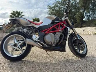 mv agusta brutale 910 s