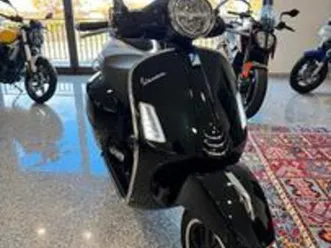vespa 125 gts super km 0