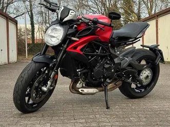 mv agusta dragster 800 rosso - 4074 km, gepflegt