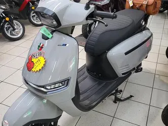 neue farbe bordo rot und grau levanti gts 2.299,00 € euro 5+