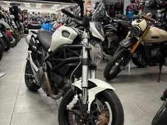 ducati monster 696
