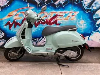 piaggio vespa 125 gts hpe - 2023