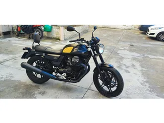 moto guzzi v7 iii stone 750