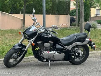 suzuki intruder m800