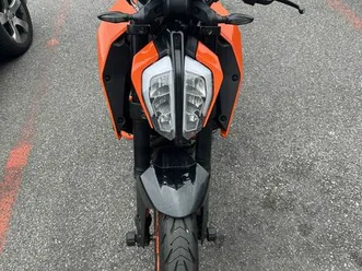 ktm duke 390