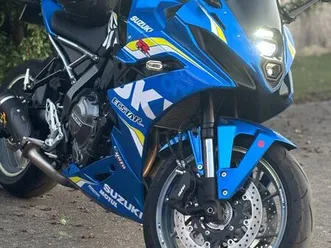suzuki gsx-8r a2
