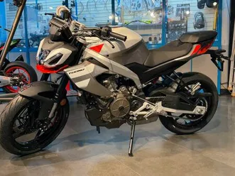 aprilia tuono 457 neuve