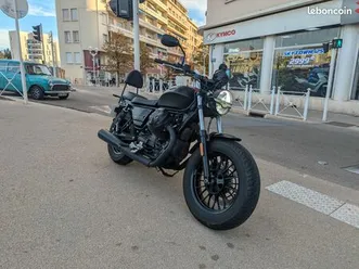 moto guzzi v9 bobber